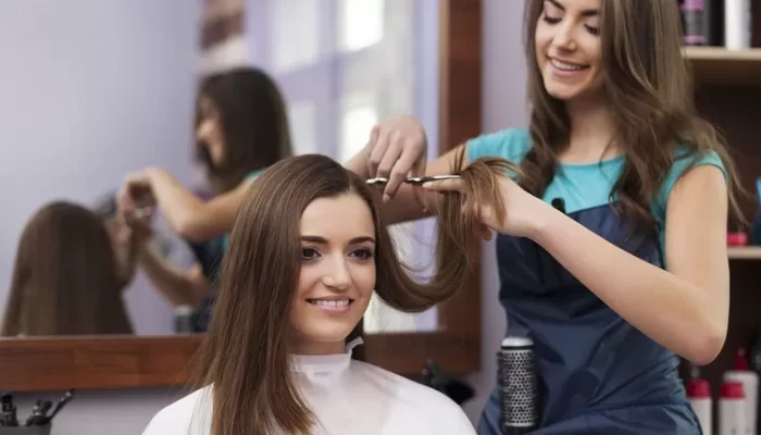 Potong rambut saat hamil dianggap membuat bayi terlahir cacat? Ini faktanya