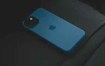 iPhone 13 Mini, Si Mungil Bertenaga Rasa Sultan, Harganya Udah Turun Drastis! Worth It Nggak Sih?